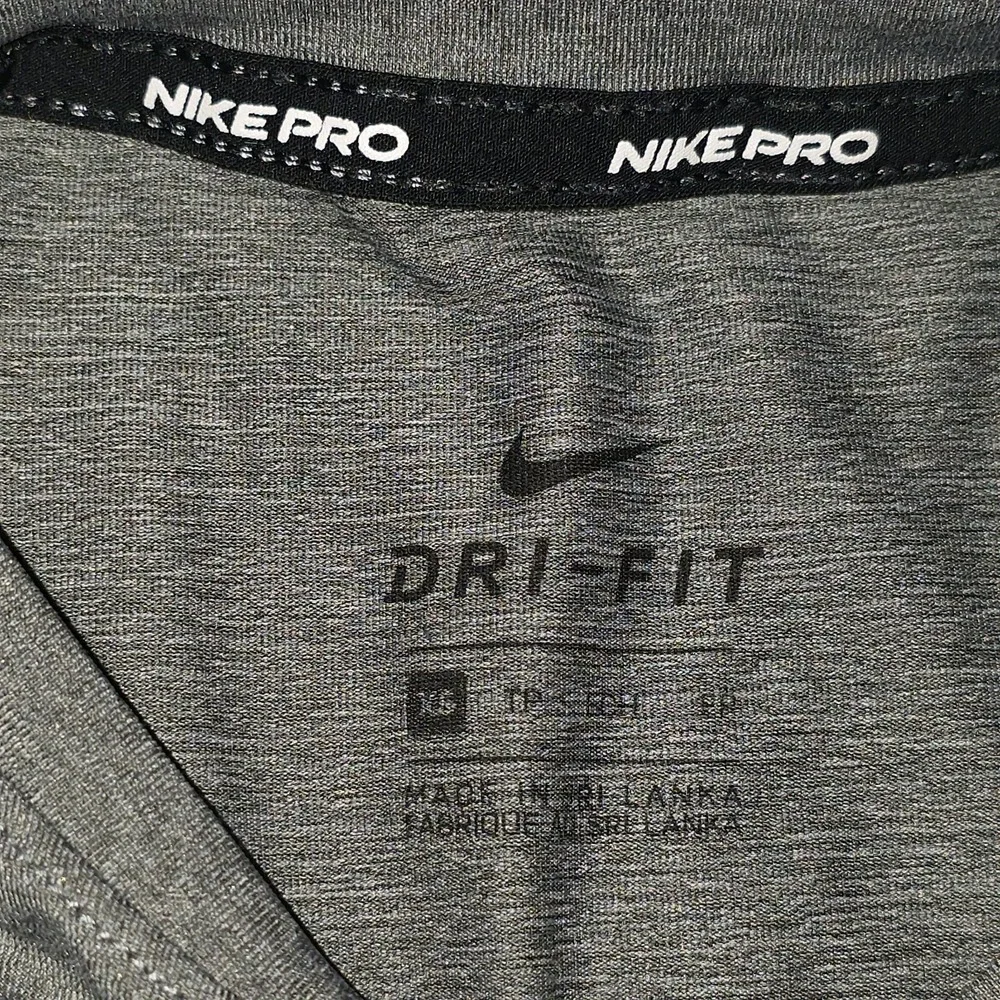 Nike Dri Fit Boys Pro‎ Logo Graphic Shirt Long Sleeve Youth Size XS X-Small